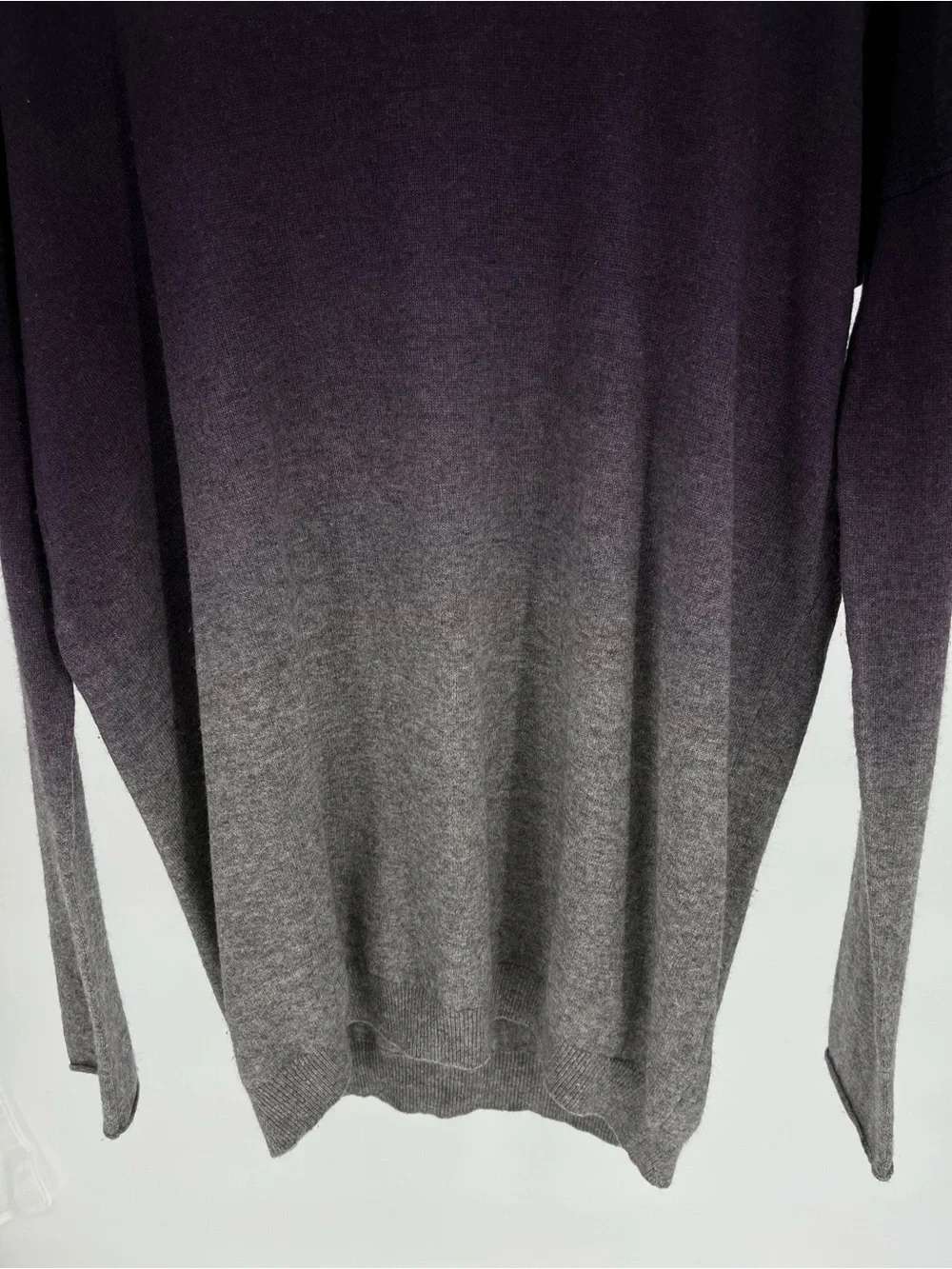 Vince Cashmere Wool Ombre Sweater Size M Gray Deep Purple Lightweight Knit